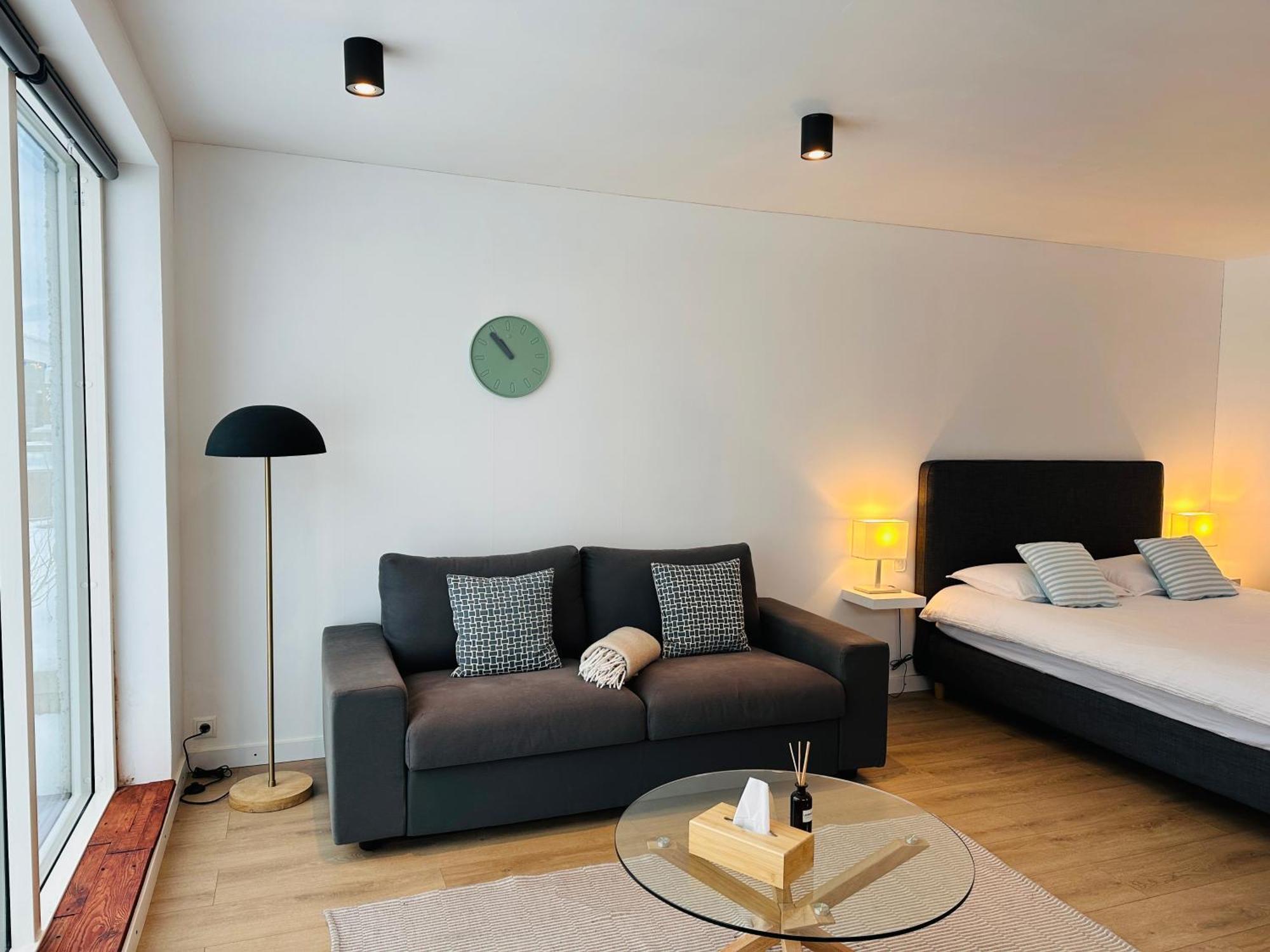 Waterfront Fjord House Hotel Arskogssandur Room photo